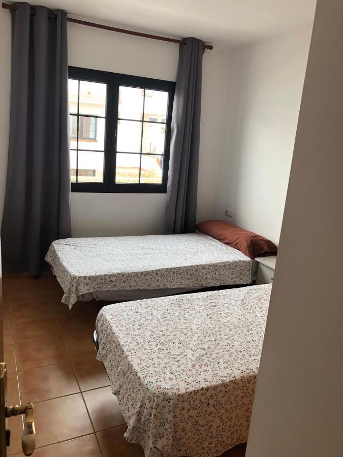 Long Beach Surf House Corralejo Buitenkant foto